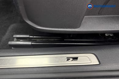 Volkswagen Arteon R-Line Edition Automatic Petrol Hatchback - Stock Number (1687774) - 8th supplementary image