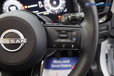 Nissan Qashqai N-Design Manual Petrol SUV - Stock Number (1690137) - 4th supplementary image