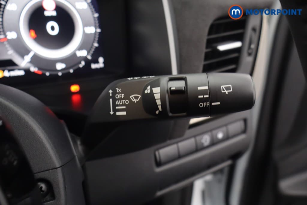 Nissan Qashqai N-Design Manual Petrol SUV - Stock Number (1690137) - 8th supplementary image