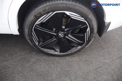 Nissan Qashqai N-Design Manual Petrol SUV - Stock Number (1690137) - 39th supplementary image