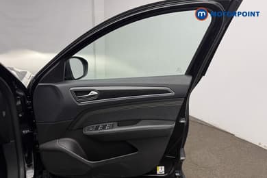 Renault Arkana Engineered Bose Edition Automatic Petrol-Electric Hybrid SUV - Stock Number (1690289) - 30th supplementary image