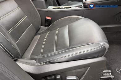 Renault Arkana Engineered Bose Edition Automatic Petrol-Electric Hybrid SUV - Stock Number (1690289) - 33rd supplementary image