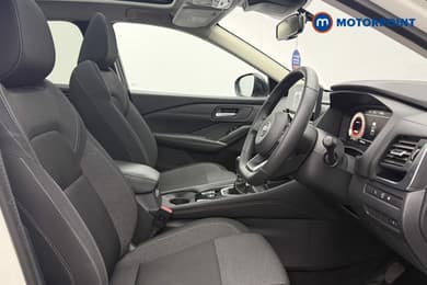 Nissan Qashqai Premiere Edition Manual Petrol SUV - Stock Number (1691473) - 18th supplementary image
