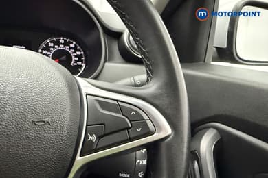 Dacia Duster Prestige Manual Petrol SUV - Stock Number (1671969) - 9th supplementary image