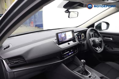 Nissan Qashqai N-Connecta Manual Petrol SUV - Stock Number (1683518) - 20th supplementary image