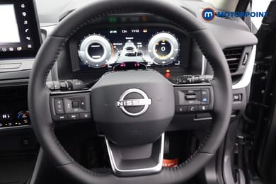 Nissan Qashqai N-Connecta Manual Petrol SUV - Stock Number (1683518) - 1st supplementary image