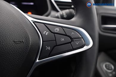 Renault Clio Evolution Manual Petrol Hatchback - Stock Number (1685659) - 5th supplementary image