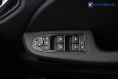 Renault Clio Evolution Manual Petrol Hatchback - Stock Number (1685659) - 14th supplementary image