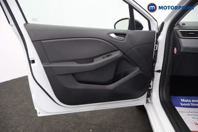 Renault Clio Evolution Manual Petrol Hatchback - Stock Number (1685659) - 23rd supplementary image