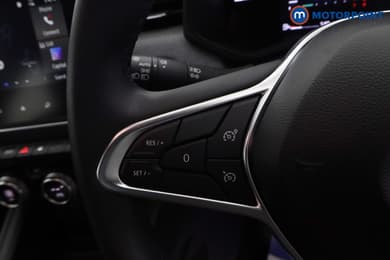Renault Clio Evolution Manual Petrol Hatchback - Stock Number (1686800) - 3rd supplementary image