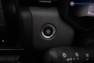 Renault Clio Evolution Manual Petrol Hatchback - Stock Number (1686800) - 10th supplementary image