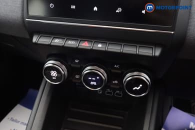 Renault Clio Evolution Manual Petrol Hatchback - Stock Number (1686800) - 12th supplementary image