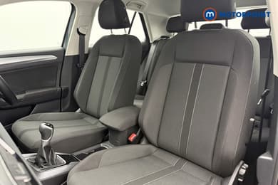 Volkswagen T-Roc Life Manual Petrol SUV - Stock Number (1690997) - 3rd supplementary image