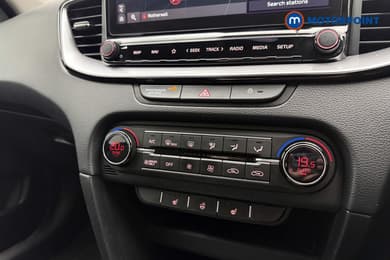 KIA Xceed 3 Automatic Petrol Plug-In Hybrid Hatchback - Stock Number (1691617) - 12th supplementary image