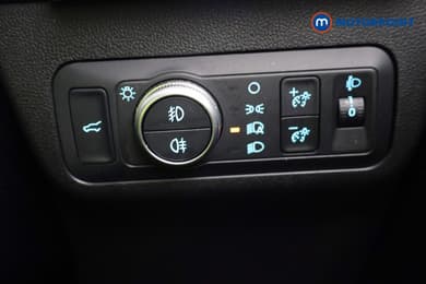 Ford Kuga Titanium Edition Manual Petrol SUV - Stock Number (1681095) - 7th supplementary image