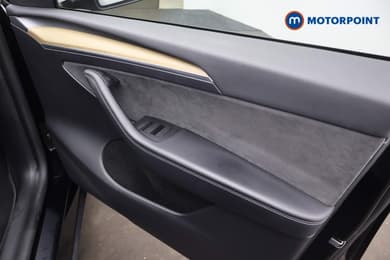 Tesla Model Y Long Range Automatic Electric SUV - Stock Number (1687481) - 17th supplementary image