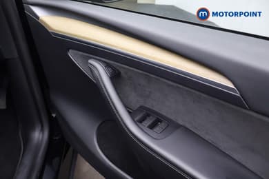 Tesla Model Y Long Range Automatic Electric SUV - Stock Number (1687481) - 18th supplementary image