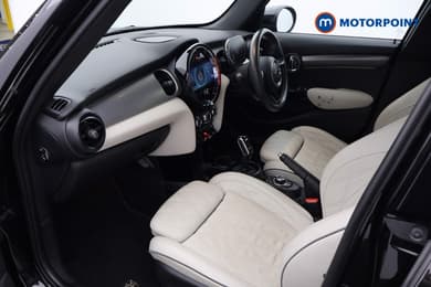 Mini Hatchback Cooper S Exclusive Automatic Petrol Hatchback - Stock Number (1687987) - 27th supplementary image