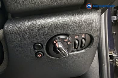 Mini Hatchback Cooper Classic Automatic Petrol Hatchback - Stock Number (1690839) - 34th supplementary image