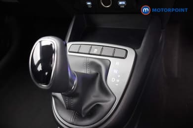 Hyundai I10 Advance Automatic Petrol Hatchback - Stock Number (1682178) - 8th supplementary image