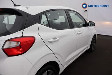 Hyundai I10 Advance Automatic Petrol Hatchback - Stock Number (1682178) - 22nd supplementary image