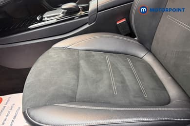 Mercedes-Benz A Class Amg Line Executive Edition Automatic Diesel Saloon - Stock Number (1684243) - 5th supplementary image