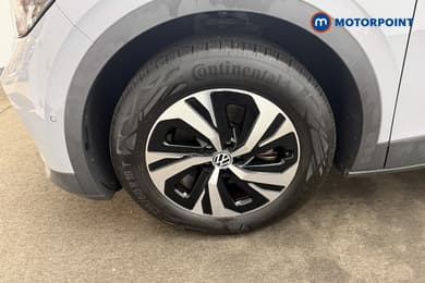 Volkswagen Id.4 Life Edition Pure Automatic Electric SUV - Stock Number (1688248) - 1st supplementary image