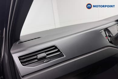Volkswagen Taigo R-Line Manual Petrol SUV - Stock Number (1691000) - 8th supplementary image