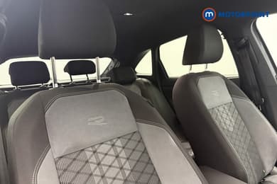 Volkswagen Taigo R-Line Manual Petrol SUV - Stock Number (1691000) - 23rd supplementary image