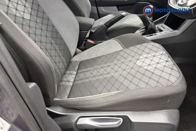 Volkswagen Taigo R-Line Manual Petrol SUV - Stock Number (1691000) - 24th supplementary image
