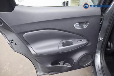 Nissan Juke N-Connecta Automatic Petrol SUV - Stock Number (1692442) - 27th supplementary image