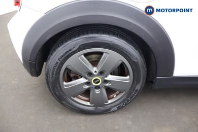 Mini Hatchback Cooper S Level 1 Automatic Electric Hatchback - Stock Number (1692904) - 3rd supplementary image