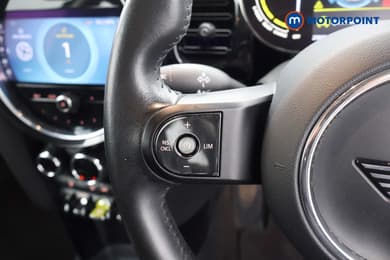 Mini Hatchback Cooper S Level 1 Automatic Electric Hatchback - Stock Number (1692904) - 6th supplementary image