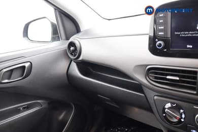 Hyundai I10 Advance Automatic Petrol Hatchback - Stock Number (1682641) - 9th supplementary image