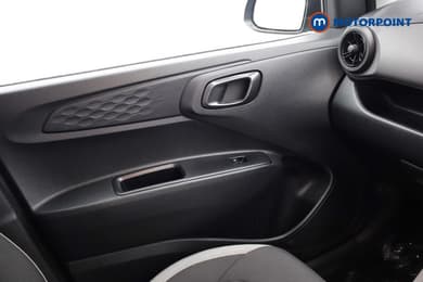 Hyundai I10 Advance Automatic Petrol Hatchback - Stock Number (1682641) - 10th supplementary image
