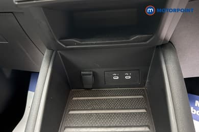Renault Symbioz Techno Automatic Petrol-Electric Hybrid SUV - Stock Number (1689707) - 32nd supplementary image