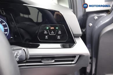 Volkswagen Golf Style Manual Petrol Estate - Stock Number (1691188) - 7th supplementary image