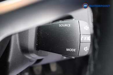 Dacia Duster Prestige Manual Petrol SUV - Stock Number (1692732) - 7th supplementary image