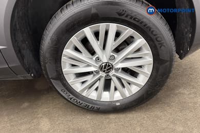 Volkswagen T-Roc Life Manual Petrol SUV - Stock Number (1692787) - 2nd supplementary image