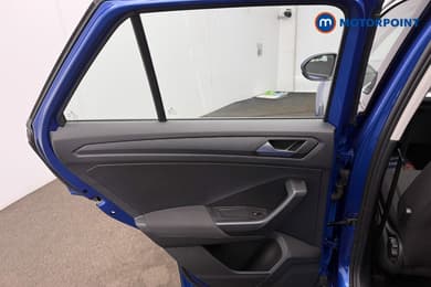Volkswagen T-Roc Life Manual Petrol SUV - Stock Number (1692787) - 16th supplementary image
