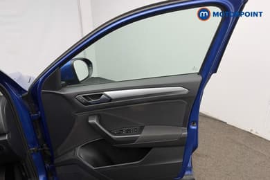 Volkswagen T-Roc Life Manual Petrol SUV - Stock Number (1692787) - 23rd supplementary image