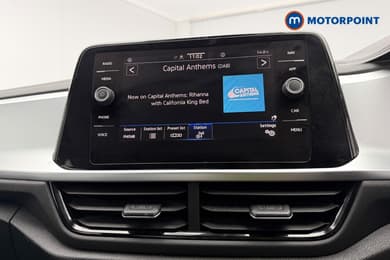 Volkswagen T-Roc Life Manual Petrol SUV - Stock Number (1692787) - 38th supplementary image