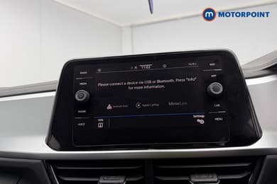 Volkswagen T-Roc Life Manual Petrol SUV - Stock Number (1692787) - 39th supplementary image
