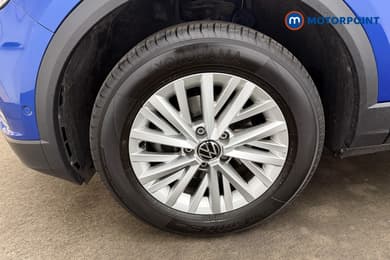 Volkswagen T-Roc Life Manual Petrol SUV - Stock Number (1692787) - 1st supplementary image