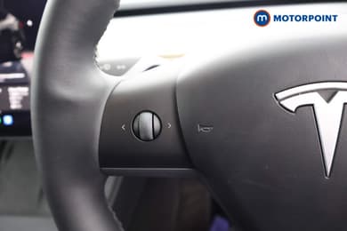 Tesla Model Y Long Range Automatic Electric SUV - Stock Number (1692900) - 2nd supplementary image
