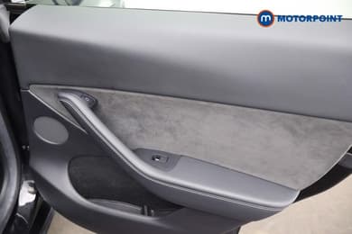 Tesla Model Y Long Range Automatic Electric SUV - Stock Number (1692900) - 17th supplementary image