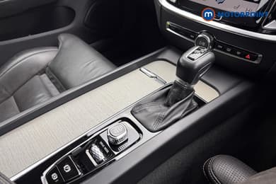 Volvo V60 Inscription Plus Automatic Petrol Estate - Stock Number (1674333) - 18th supplementary image