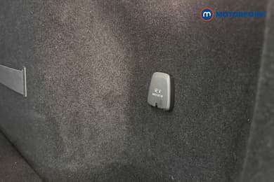 Volvo V60 Inscription Plus Automatic Petrol Estate - Stock Number (1674333) - 33rd supplementary image