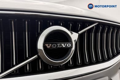 Volvo V60 Inscription Plus Automatic Petrol Estate - Stock Number (1674333) - 39th supplementary image
