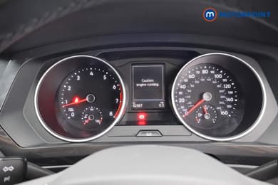 Volkswagen Tiguan Life Manual Petrol SUV - Stock Number (1681444) - 4th supplementary image
